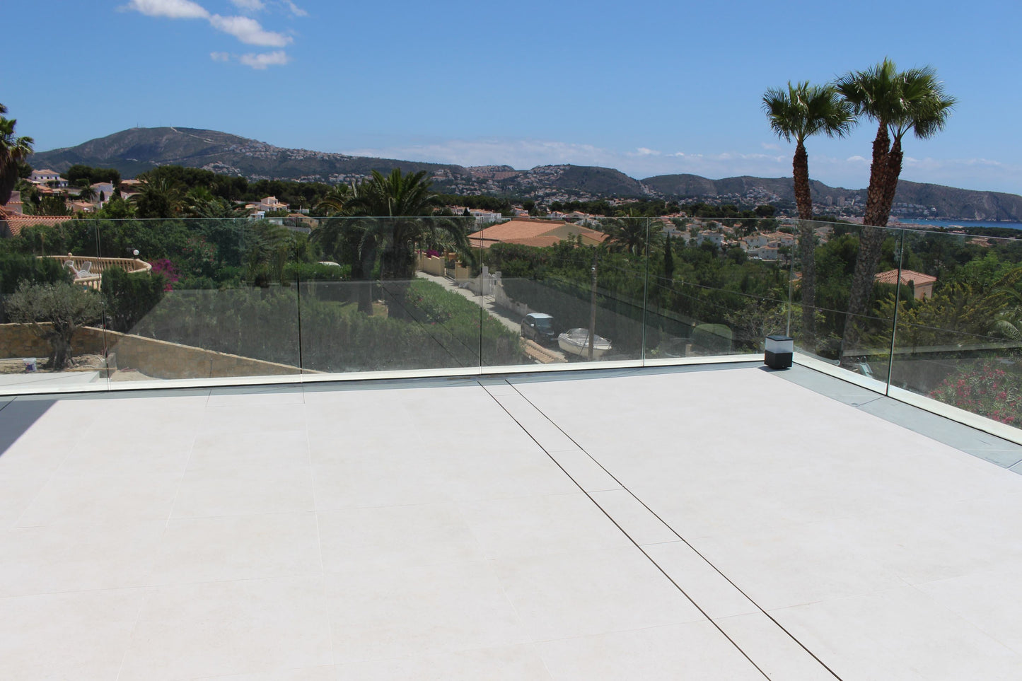 QM Drains 55.500.05.34 Invisible Modular Outdoor Channel 34"