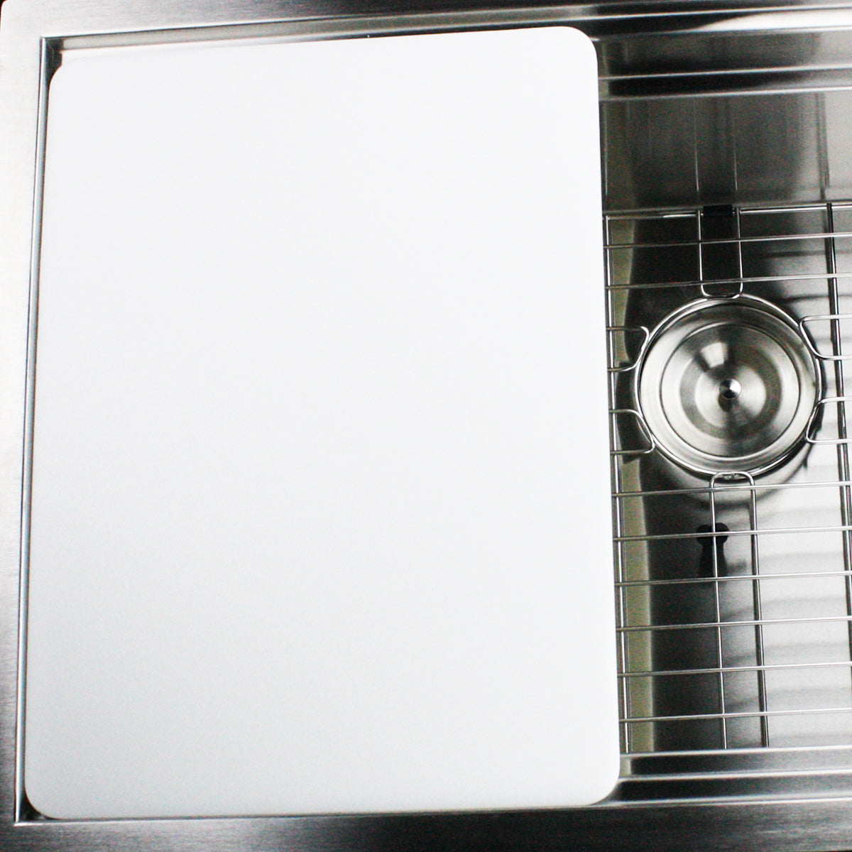 Nantucket Sinks CB-ZRPS32 17.75" x 11.75" Cutting Board CB-ZRPS32