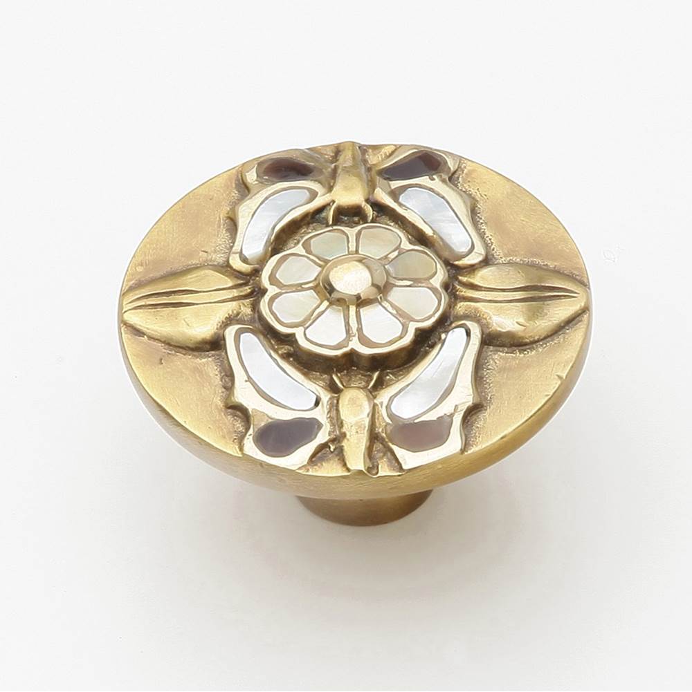Schaub 954K-AB Heirloom Treasures Knob 1-1/2" Dia - Antique Brass