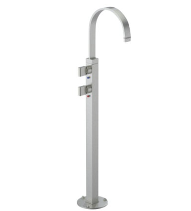 Rubinet 3FRTQ Floor Mount Tub Filler