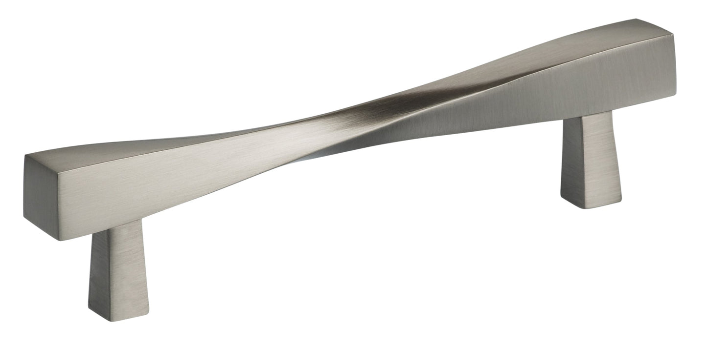 Omnia Ultima I Center To Center Cabinet Pull