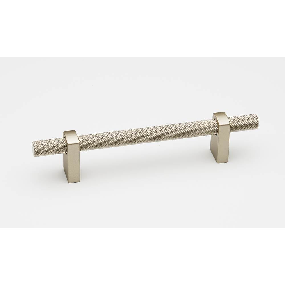 Alno Manhattan Pull Knurled Bar