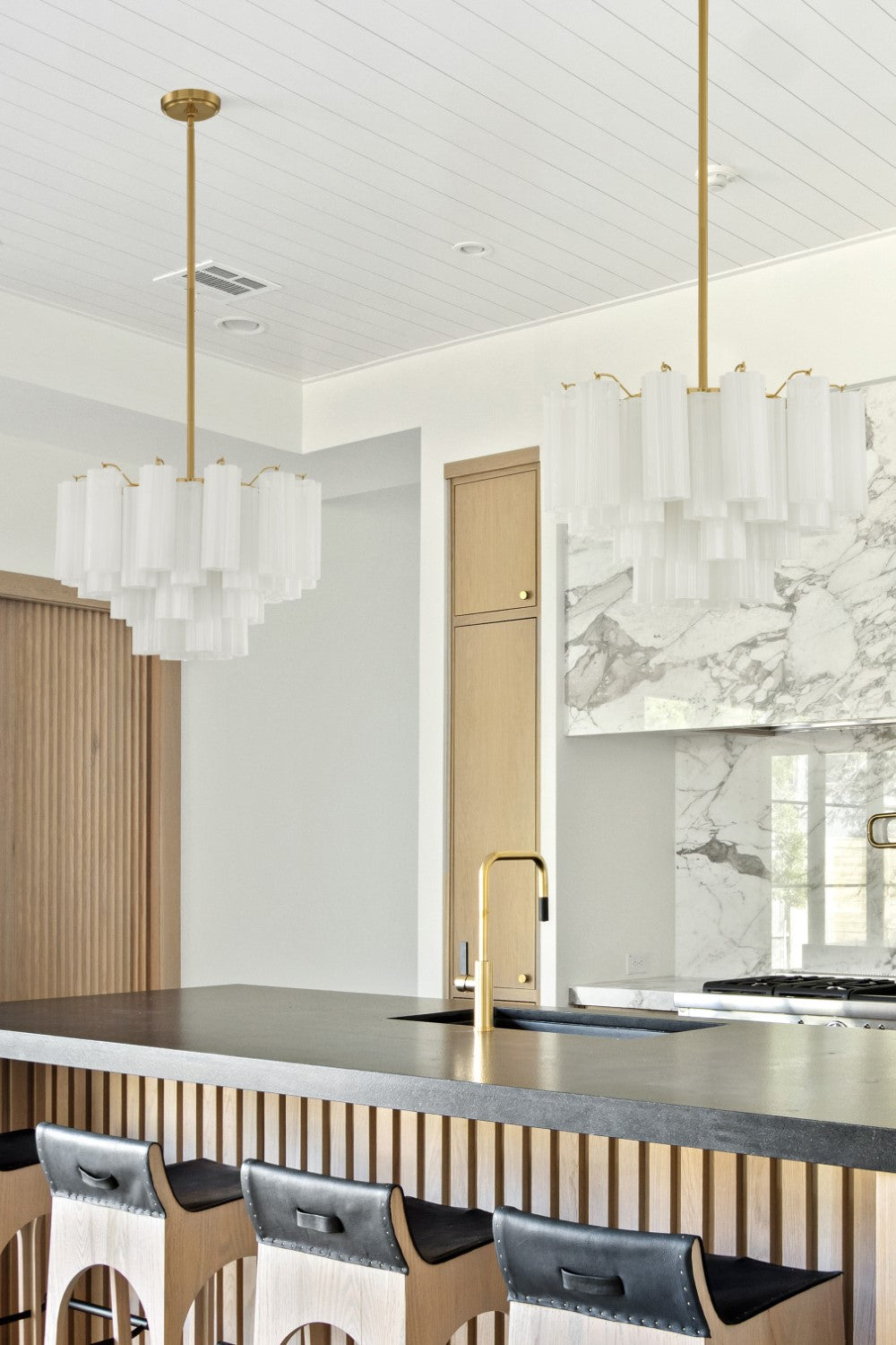 Crystorama ADD-308-WH Addis 9 Light Chandelier