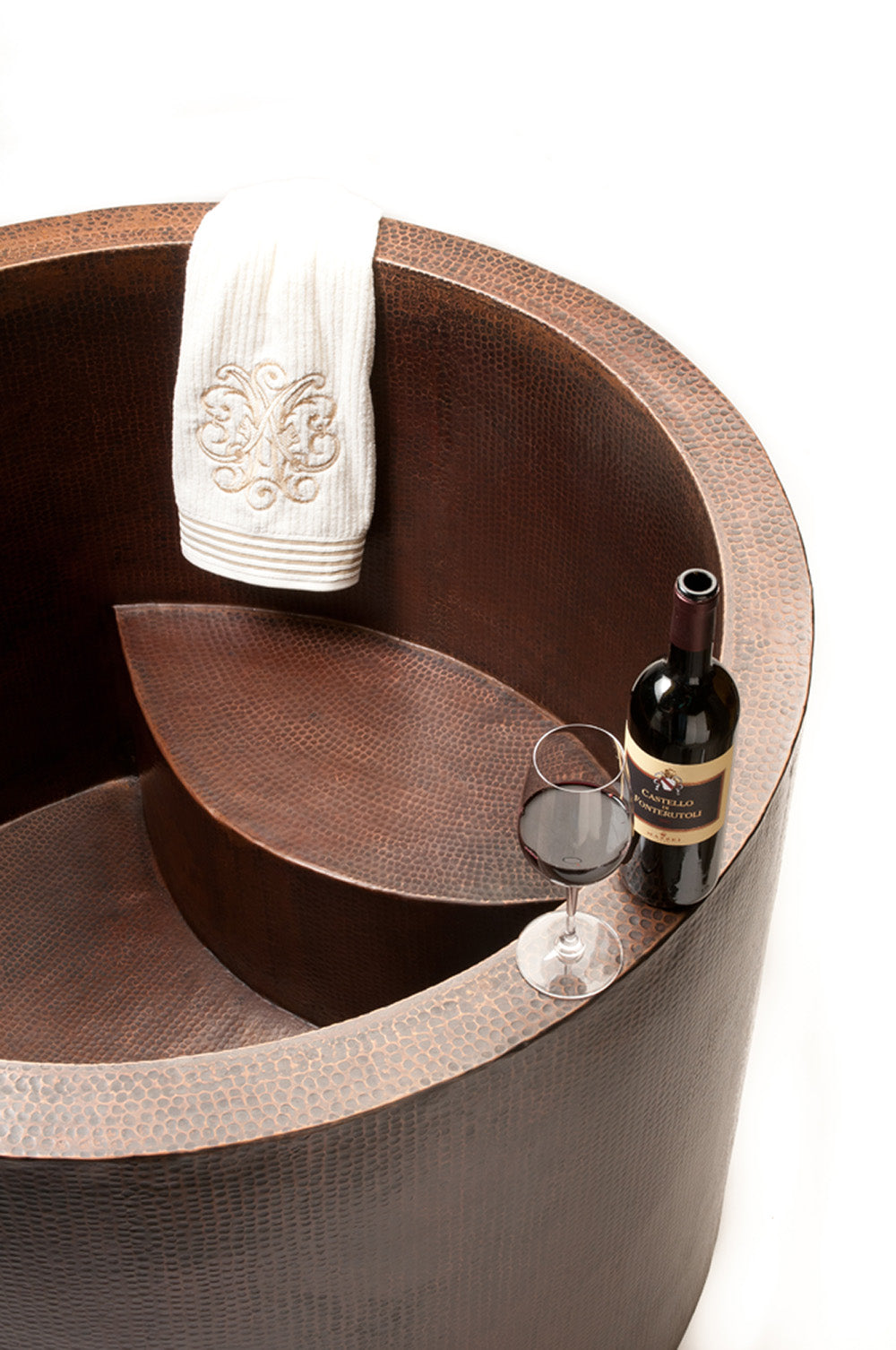 Premier Japanese Soaking Hammered Copper Tub  BTR45DB