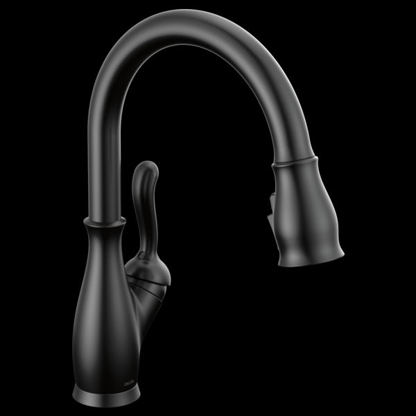 Delta 9178-DST Single Handle Pull-Down Kitchen Faucet with Shield Spray Technology