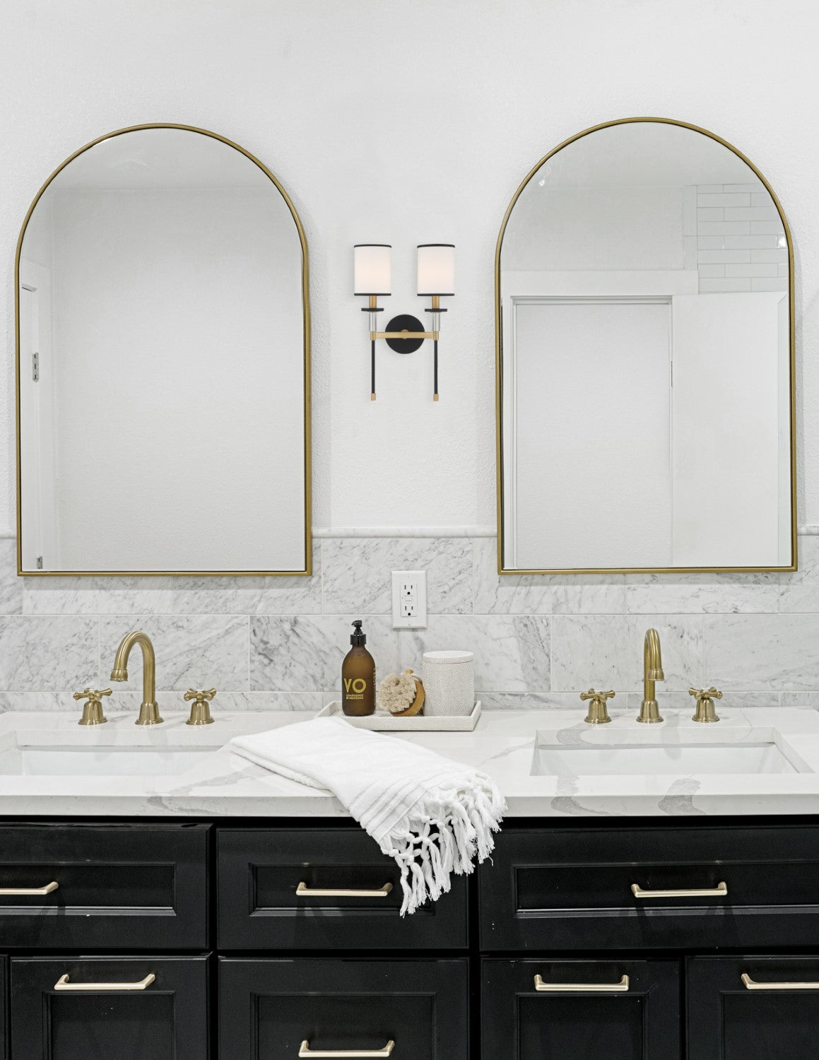 Crystorama HAT-472 Hatfield 2 Light Wall Mount