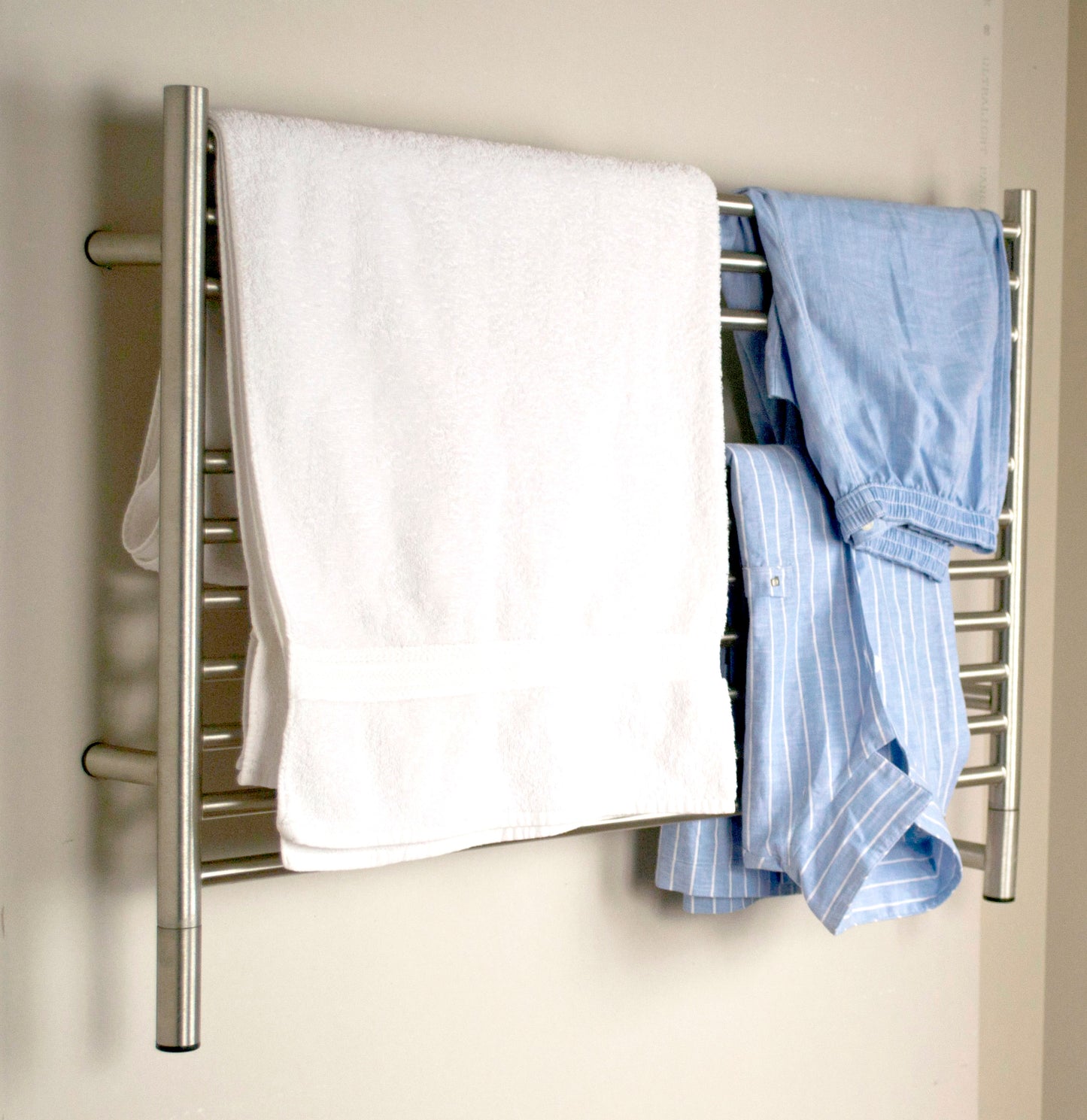 Amba LS Jeeves 39-1/2-Inch X 27-Inch Straight Towel Warmer - Parent