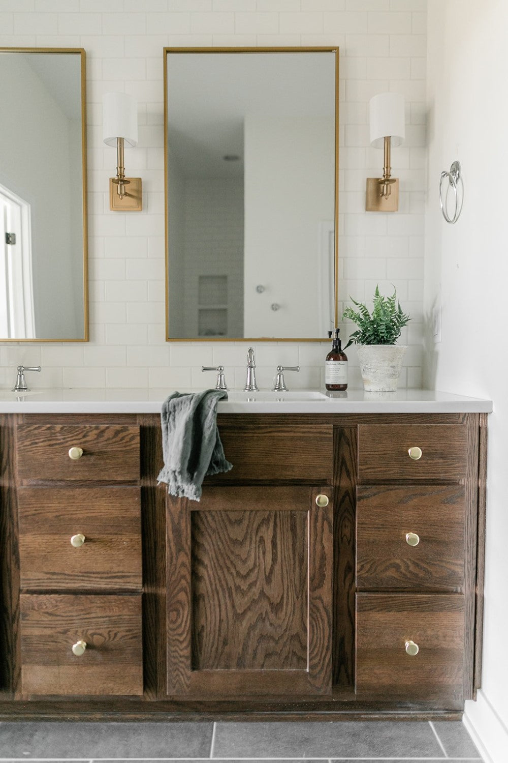 Crystorama LLO-481-AG Lloyd 1 Light Wall Mount - Aged Brass