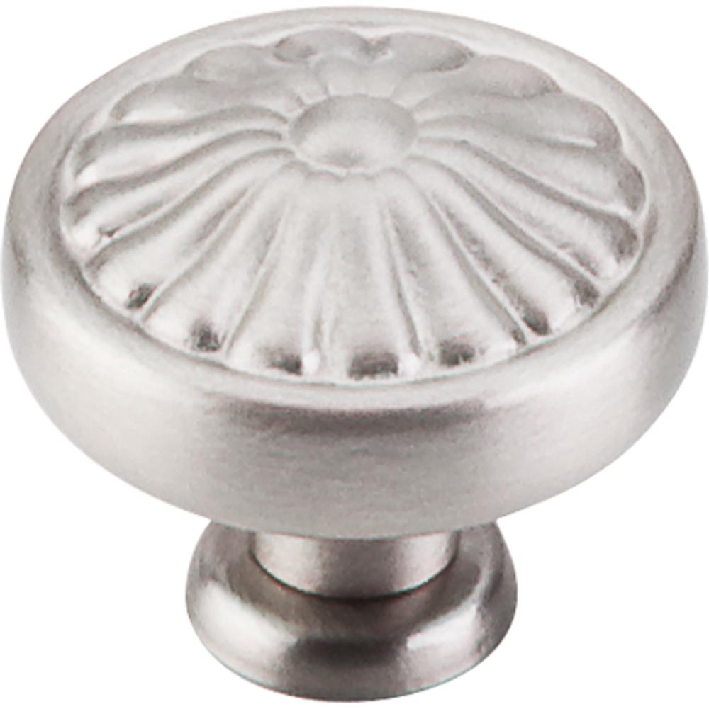 Top Knobs M1599 Flower Knob 1 1/4"