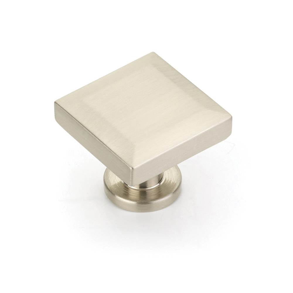 Schaub 551 Heathrow  Knob 1-1/4"