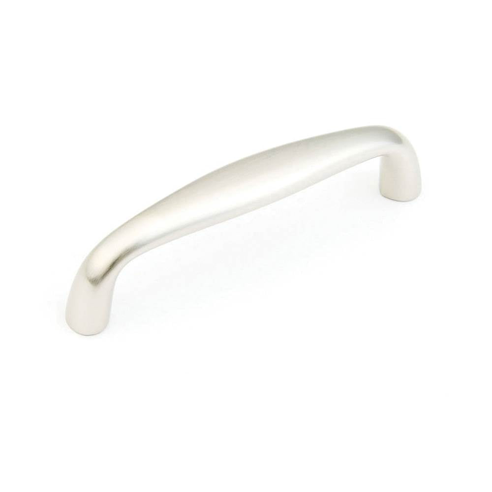 Schaub 721 Traditional Designs Pull 3" Center to Center