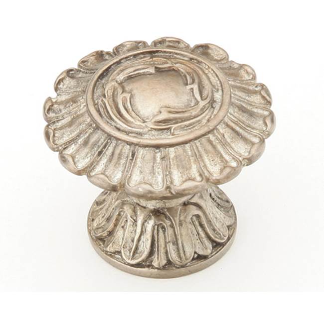 Schaub 937 Swans Knob 1-1/2" Dia