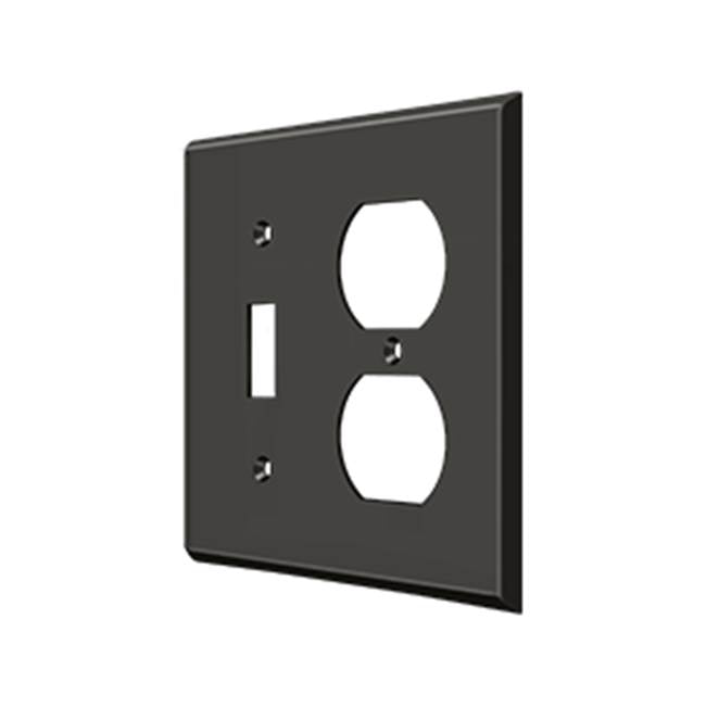 Deltana SWP4762 Switch Plate, Single Switch/Double Outlet