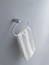Load image into Gallery viewer, Isenberg Serie 160 XS1008 Brass Towel Ring / Mini Towel Bar - 8&quot;